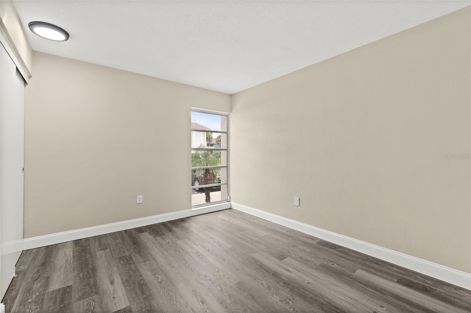 Image 13 of 38 For 250 Banana River Drive C11
