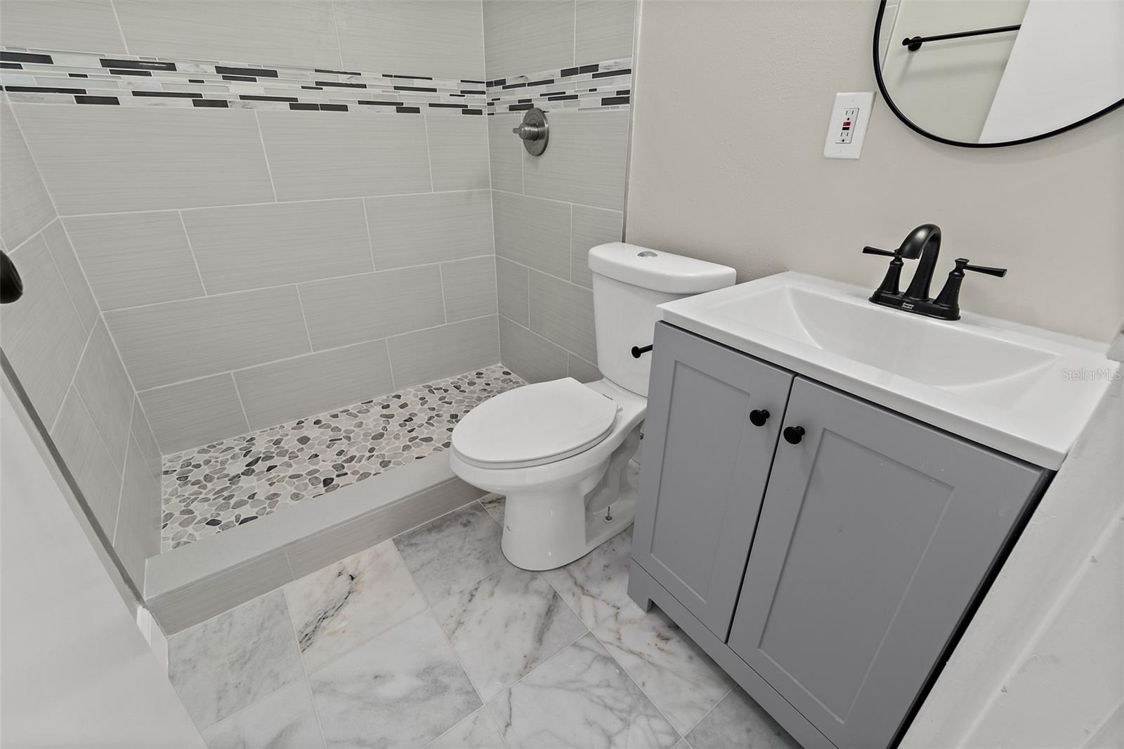 Image 29 of 38 For 250 Banana River Drive C11