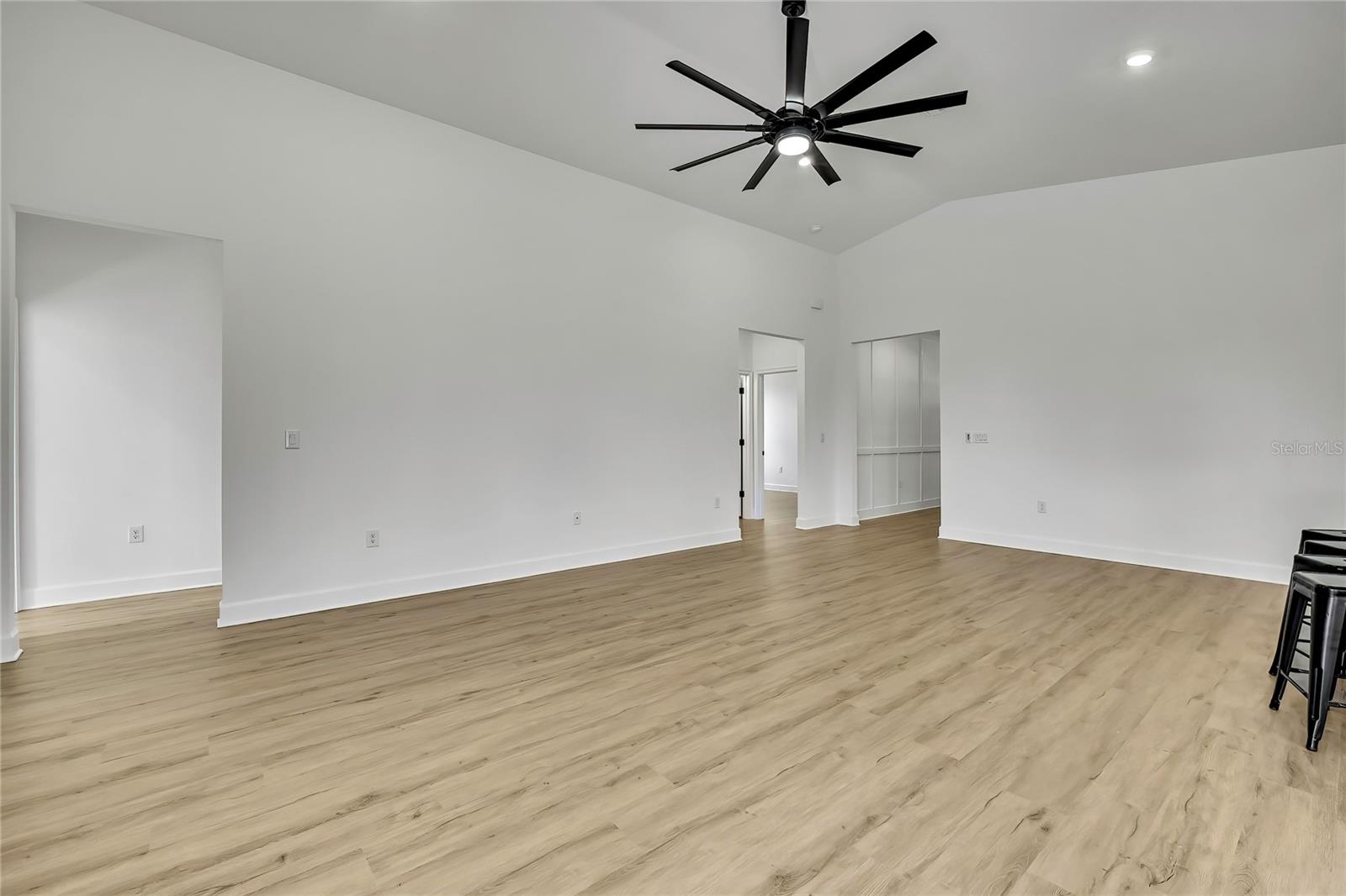 Image 10 of 64 For 6709 Freeport Drive