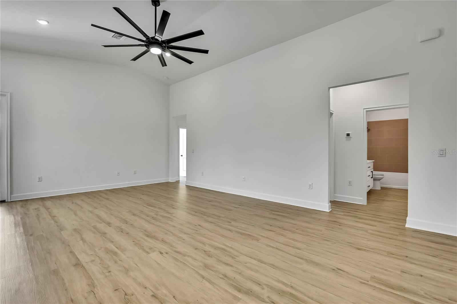 Image 11 of 64 For 6709 Freeport Drive