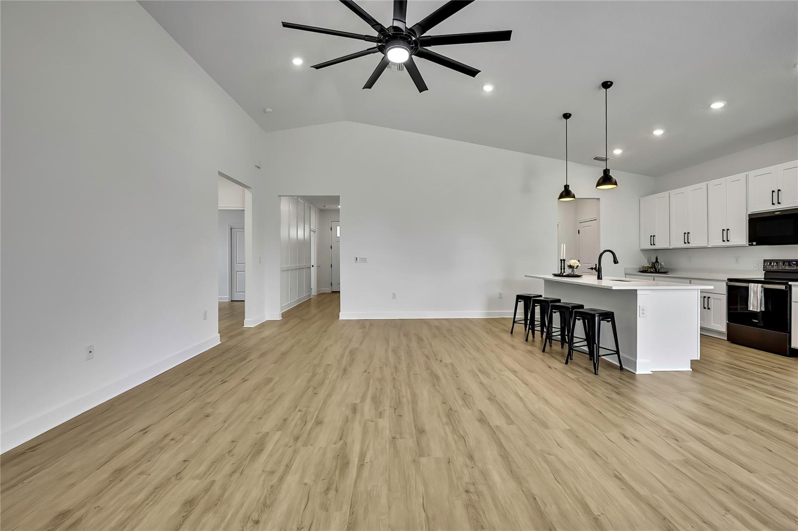 Image 9 of 64 For 6709 Freeport Drive