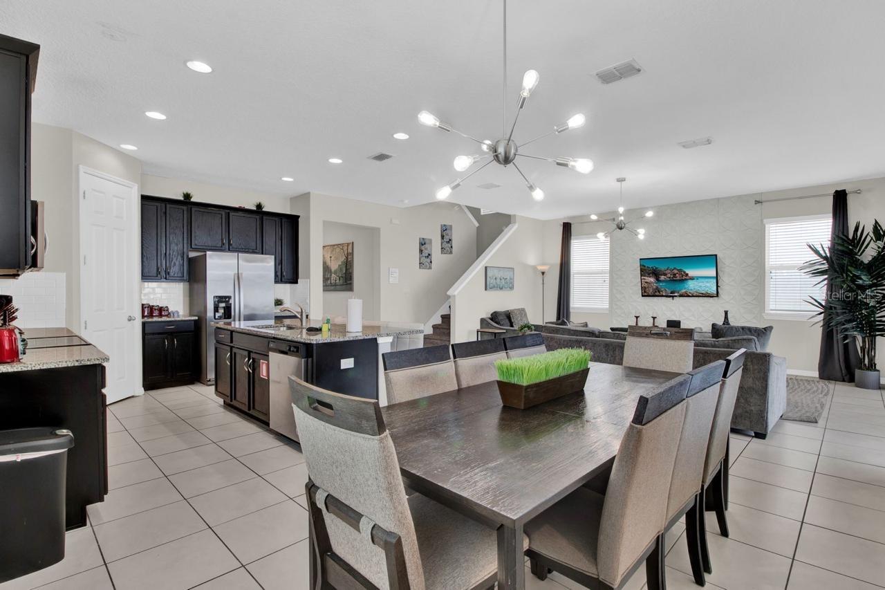 Image 10 of 41 For 9021 Flamingo Key Way