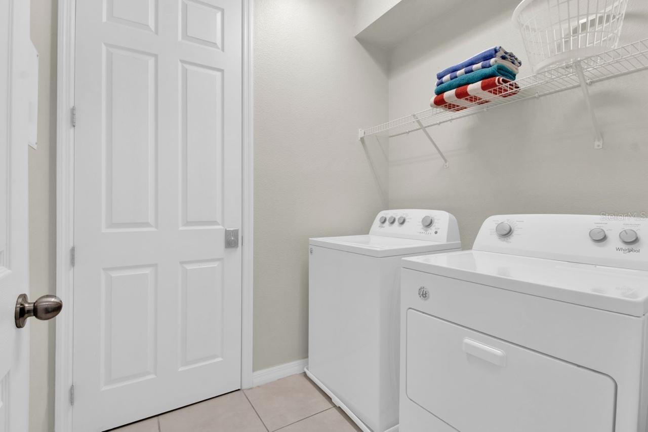 Image 18 of 41 For 9021 Flamingo Key Way