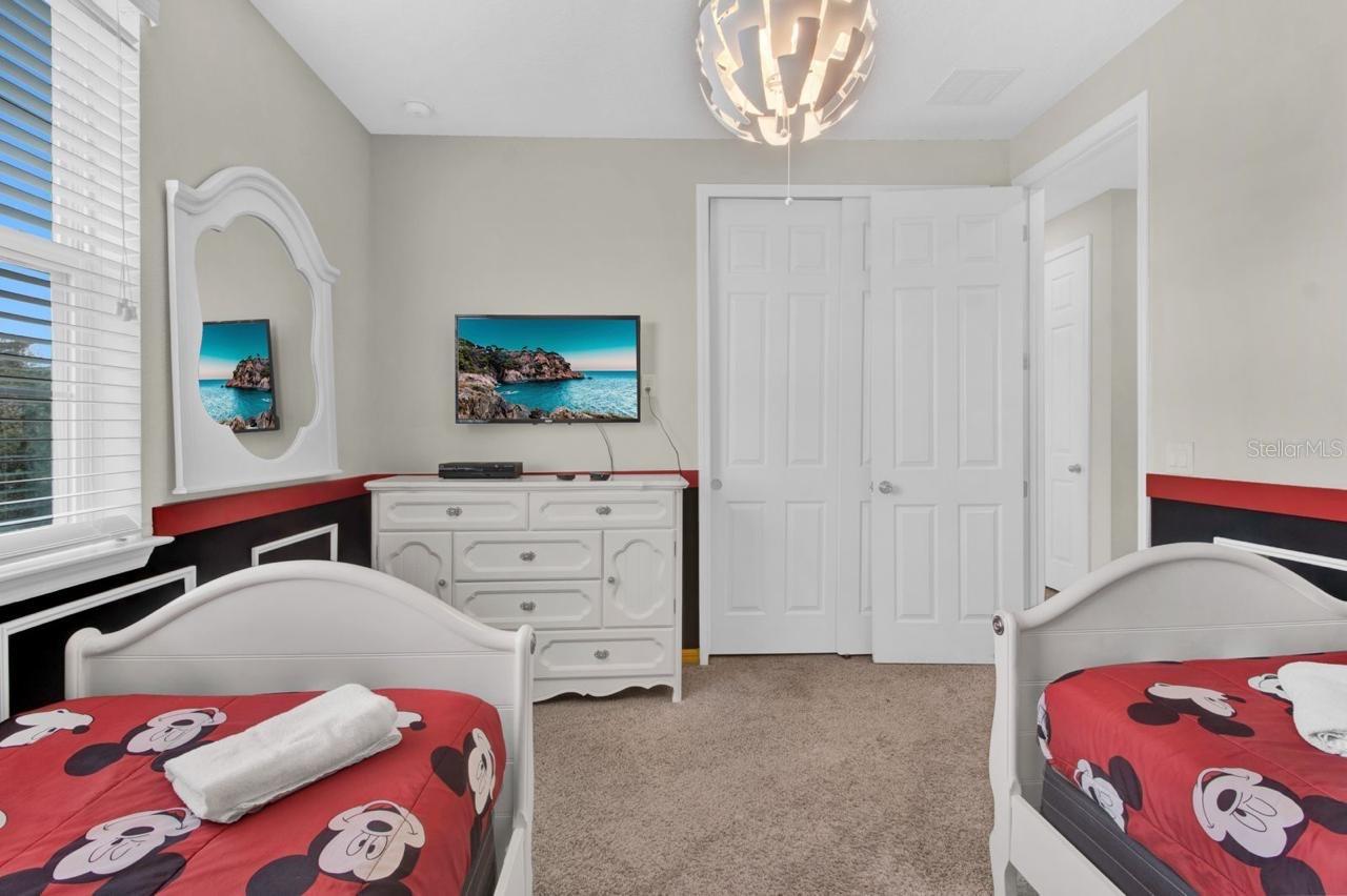 Image 33 of 41 For 9021 Flamingo Key Way