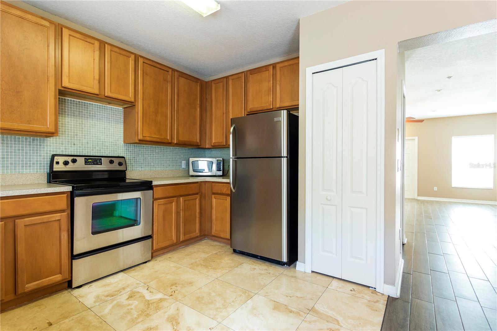 Image 16 of 28 For 13754 Daniels Landing Circle