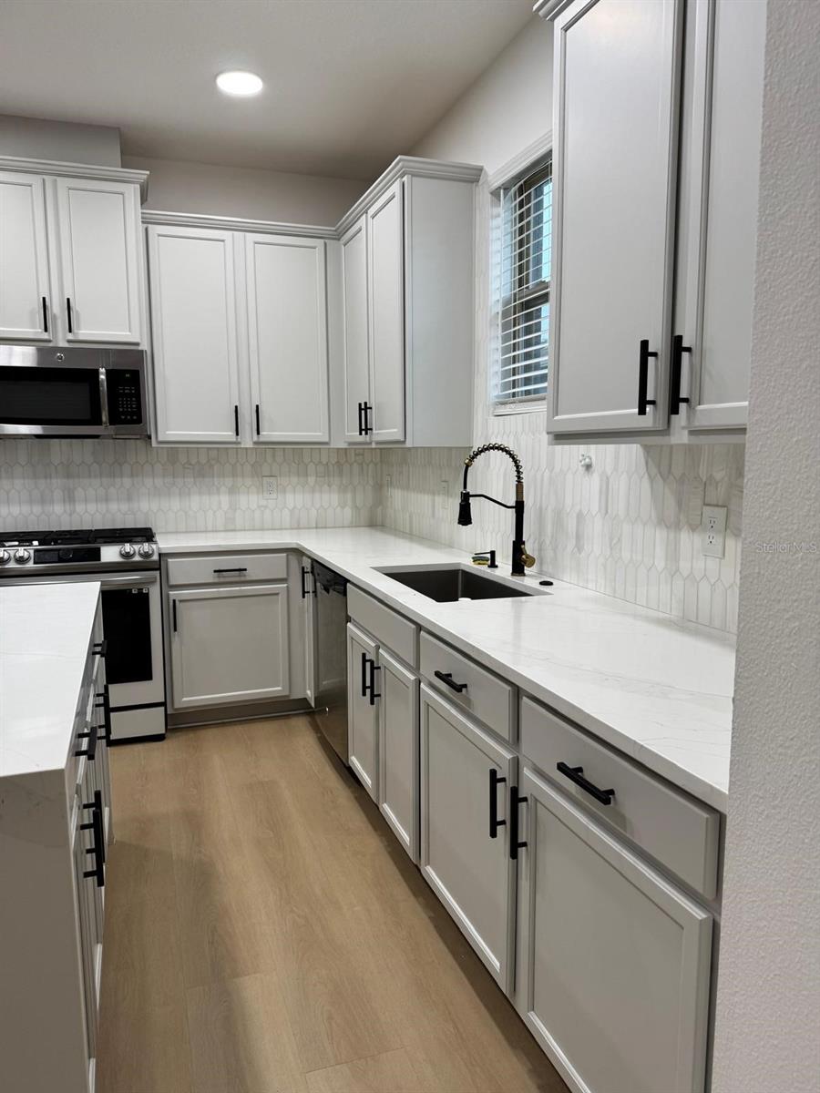 Image 6 of 23 For 480 Kistler Circle