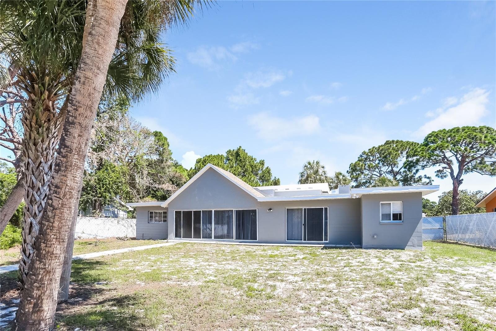 Image 16 of 16 For 2124 Almeria Way S