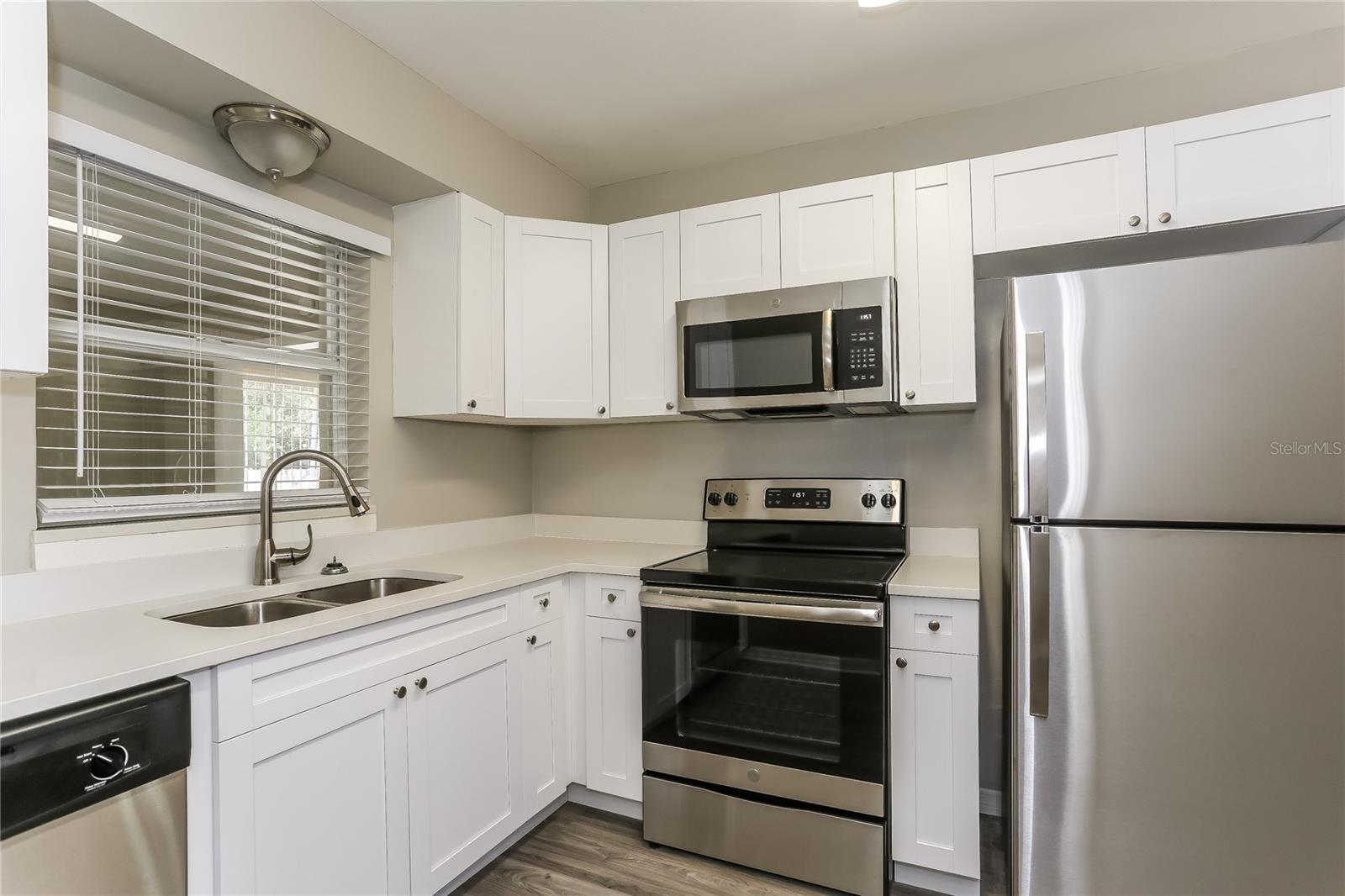Image 5 of 16 For 2124 Almeria Way S