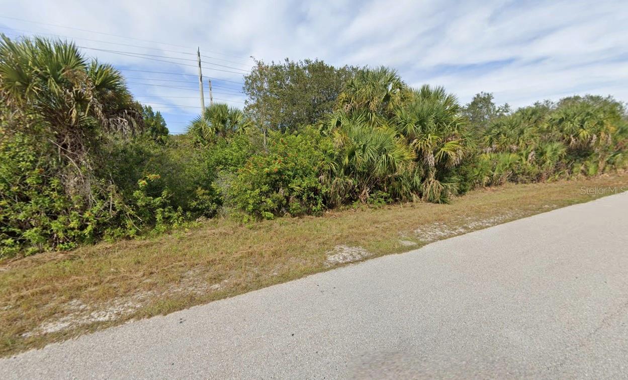 Image 3 of 3 For 5212 Fairway Drive S