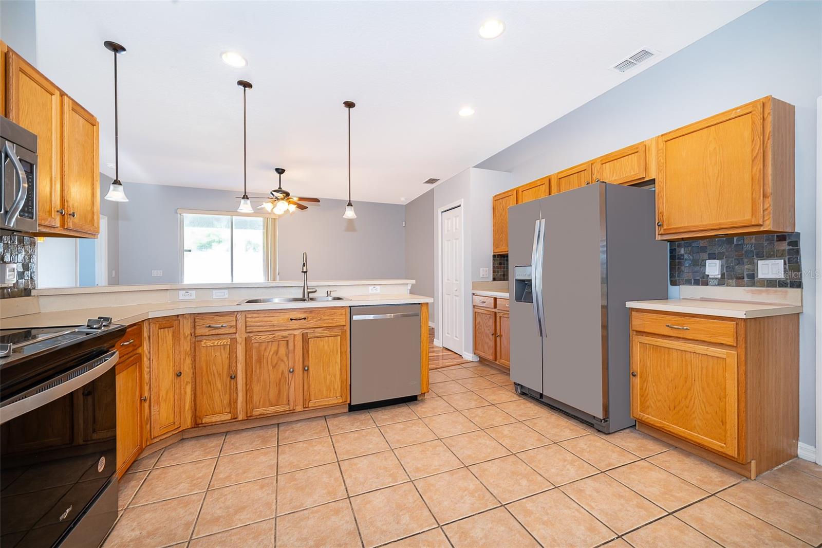 Image 10 of 31 For 2280 Yorville Court