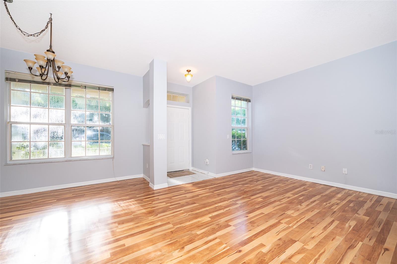 Image 5 of 31 For 2280 Yorville Court