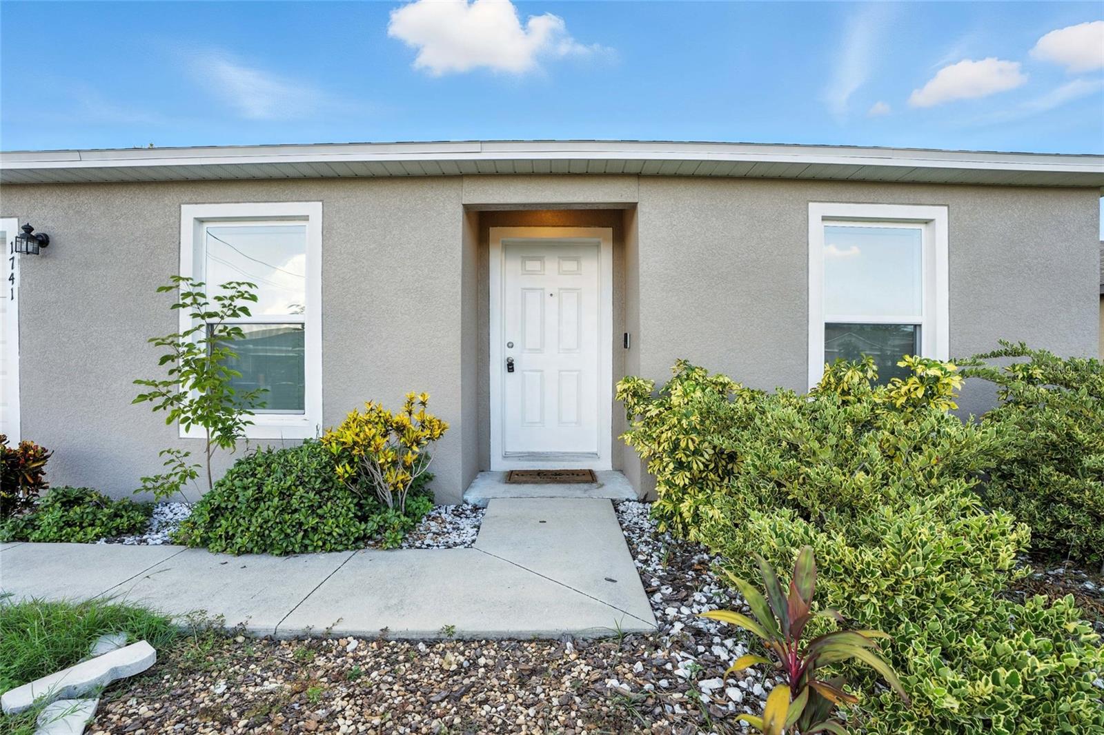 Image 2 of 38 For 1741 Pilchard Drive