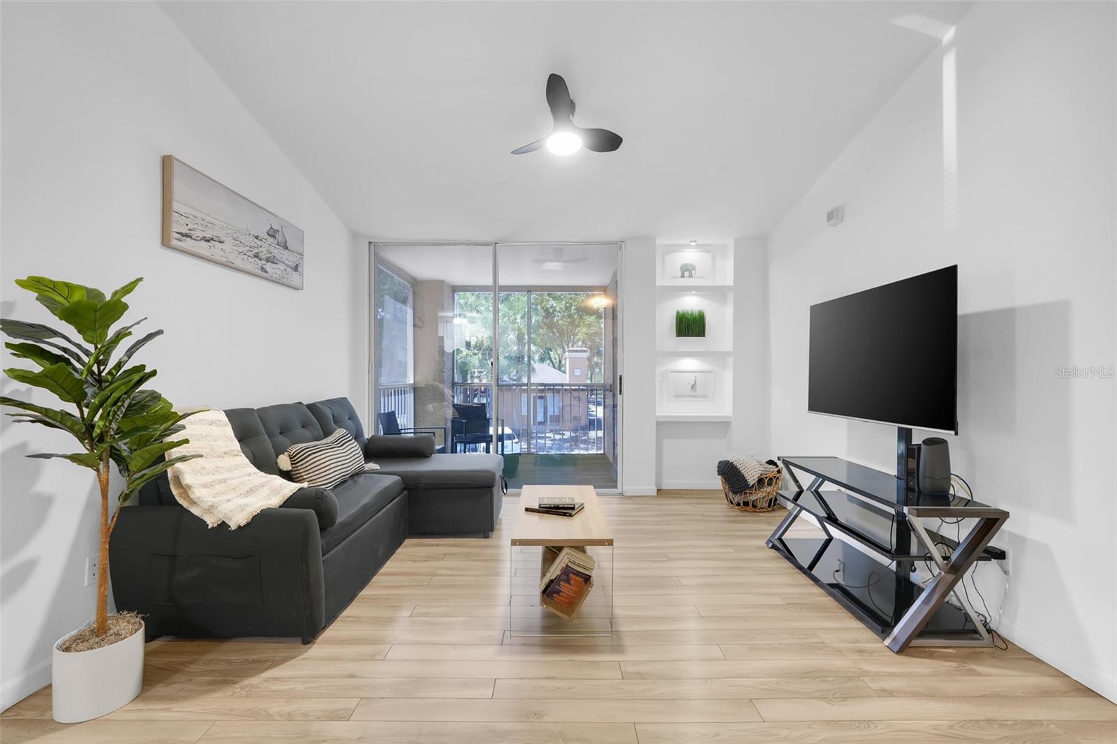 Image 12 of 36 For 7605 Pissarro Drive 13207