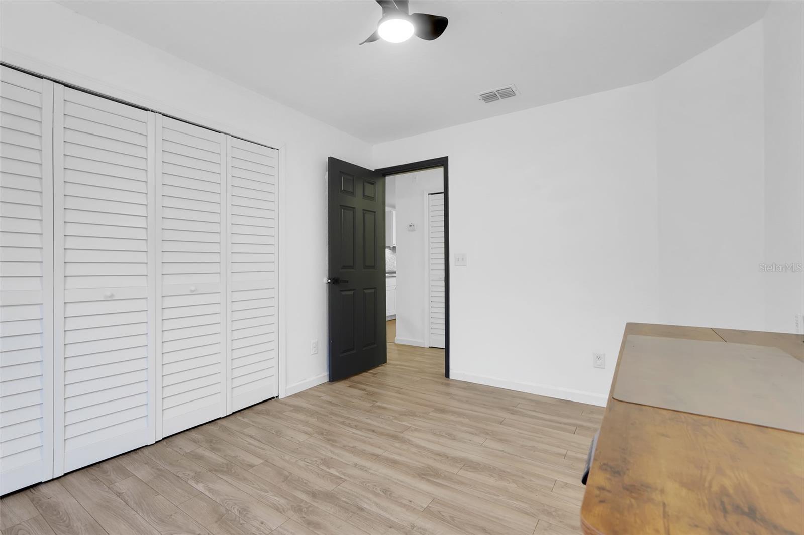 Image 17 of 36 For 7605 Pissarro Drive 13207