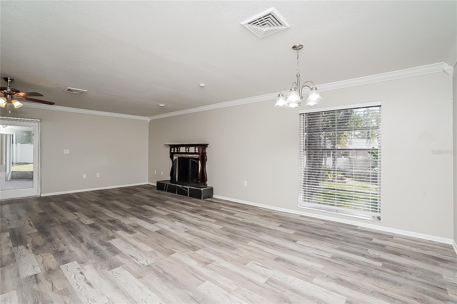 Image 4 of 16 For 3 Bay Hill Court