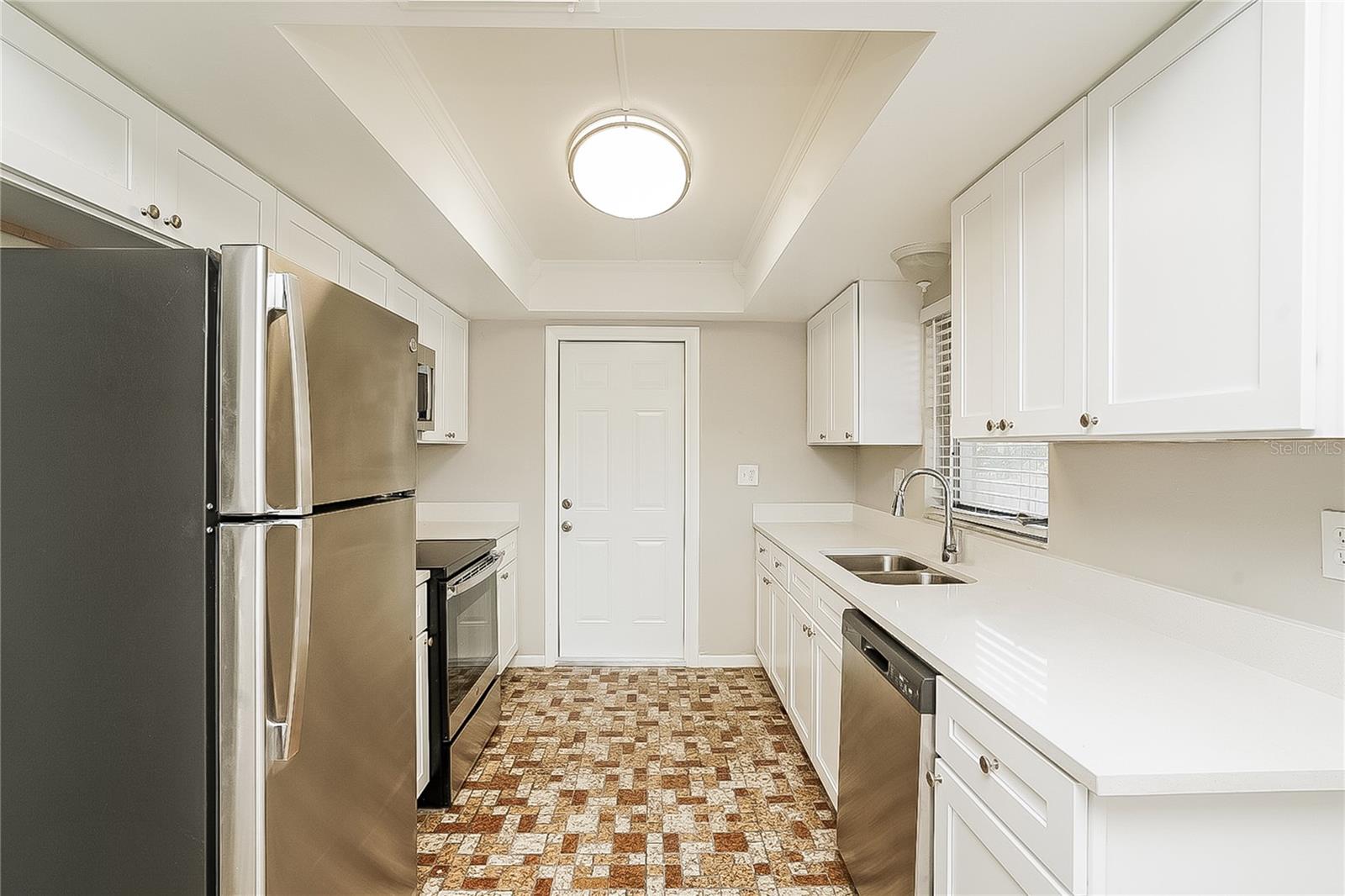 Image 5 of 16 For 3 Bay Hill Court