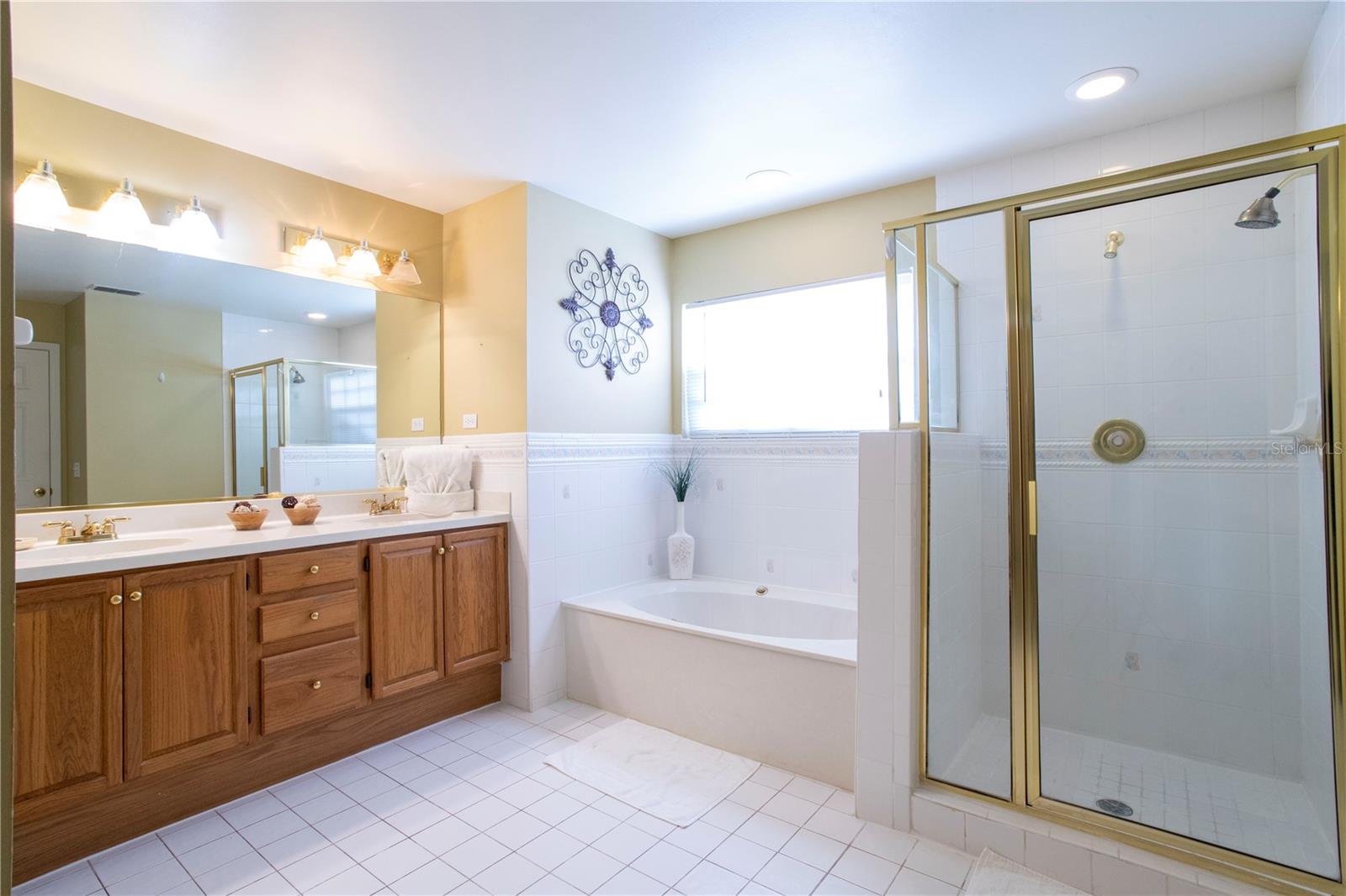 Image 23 of 45 For 8051 White Crane Court