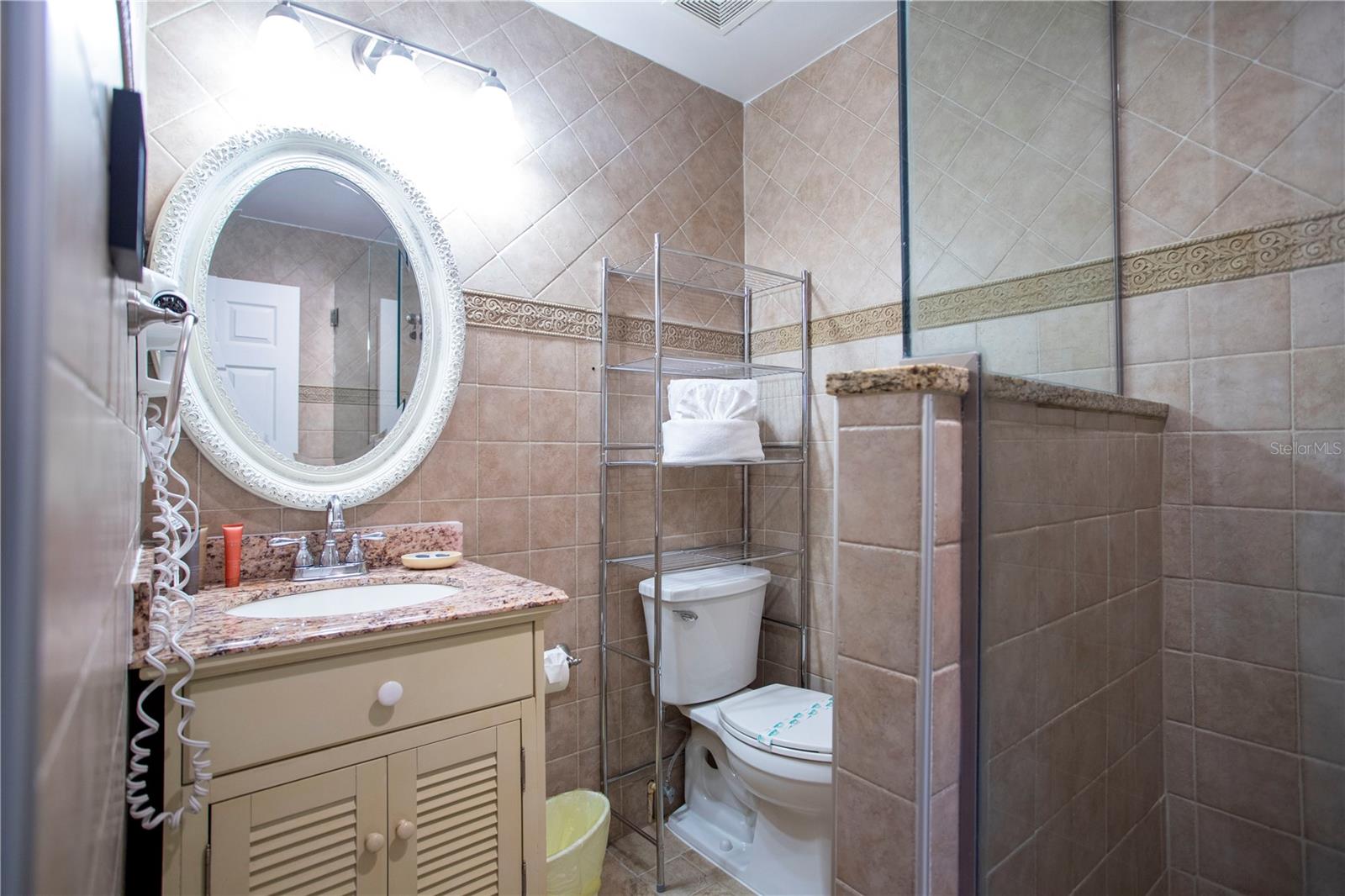 Image 35 of 45 For 8051 White Crane Court