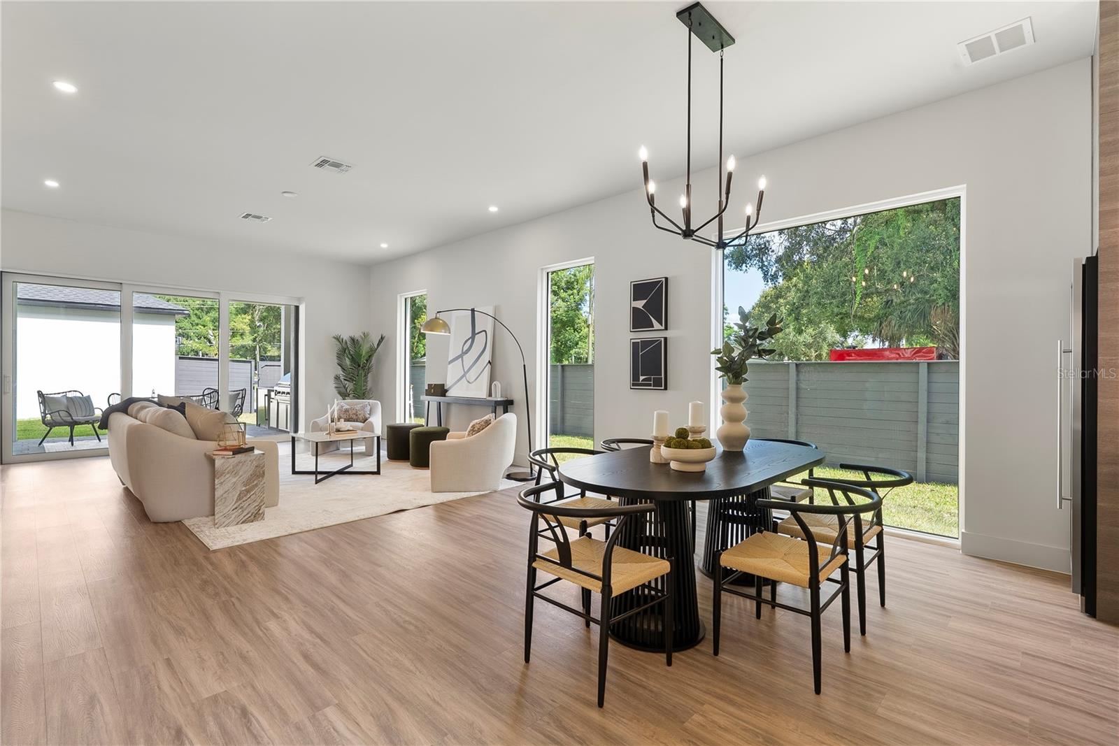 Image 14 of 50 For 2509 Raehn Street