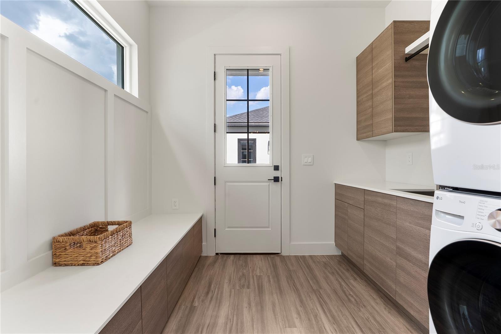 Image 19 of 50 For 2509 Raehn Street