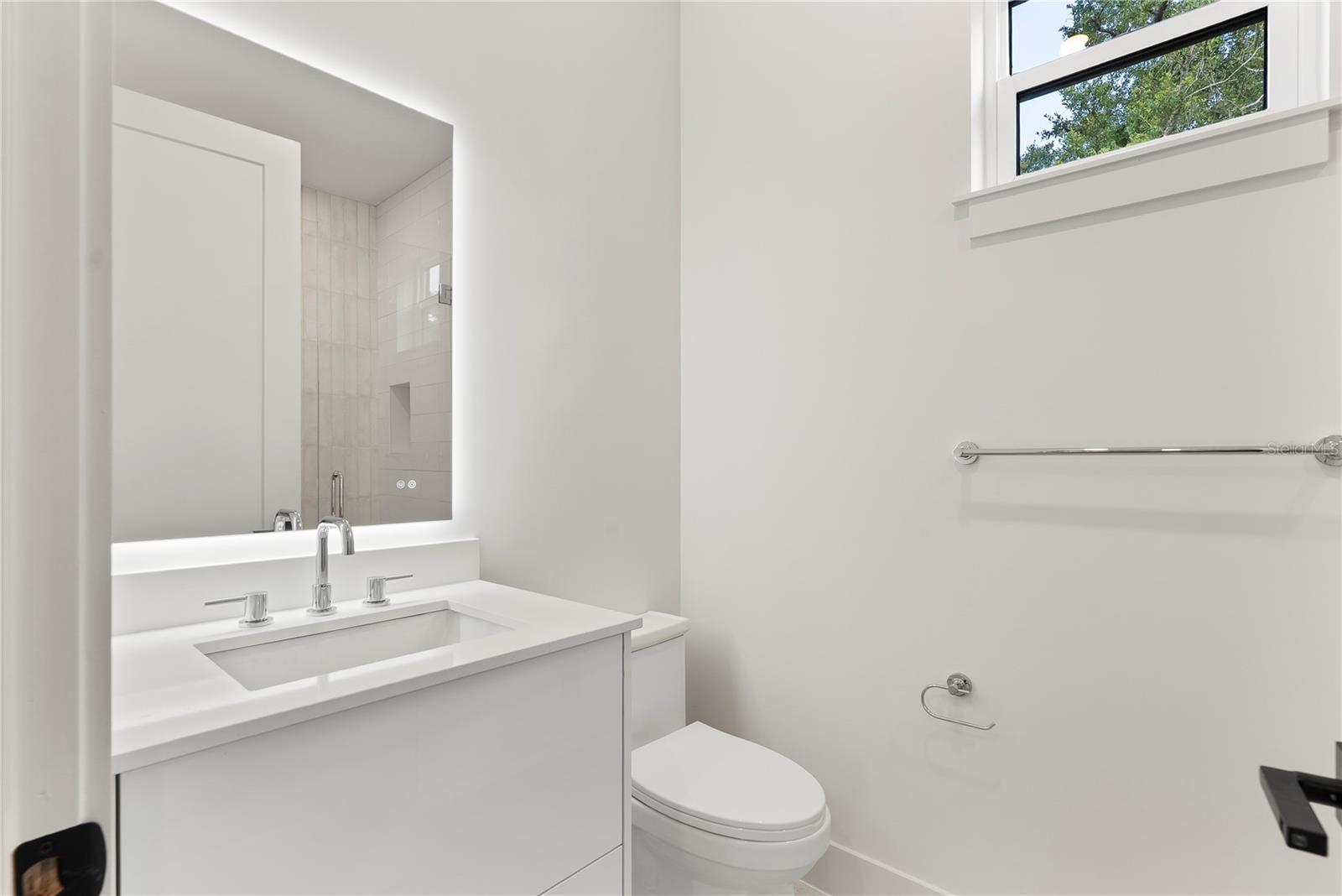 Image 33 of 50 For 2509 Raehn Street