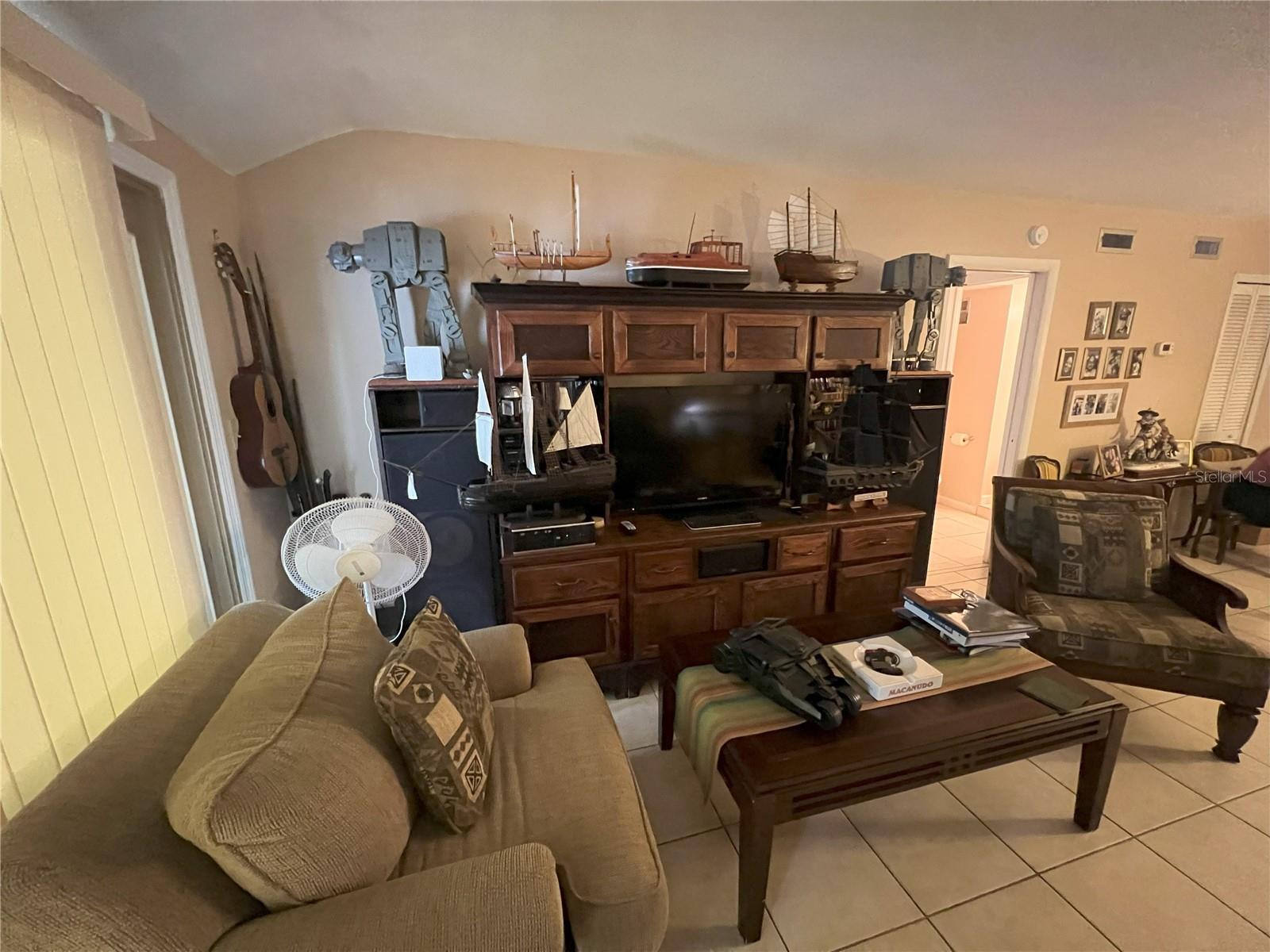 Image 11 of 21 For 679 Melanie Lane