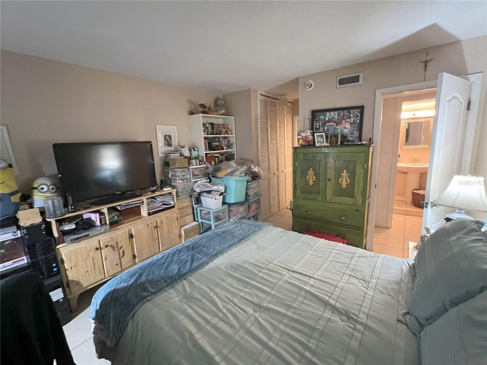 Image 17 of 21 For 679 Melanie Lane