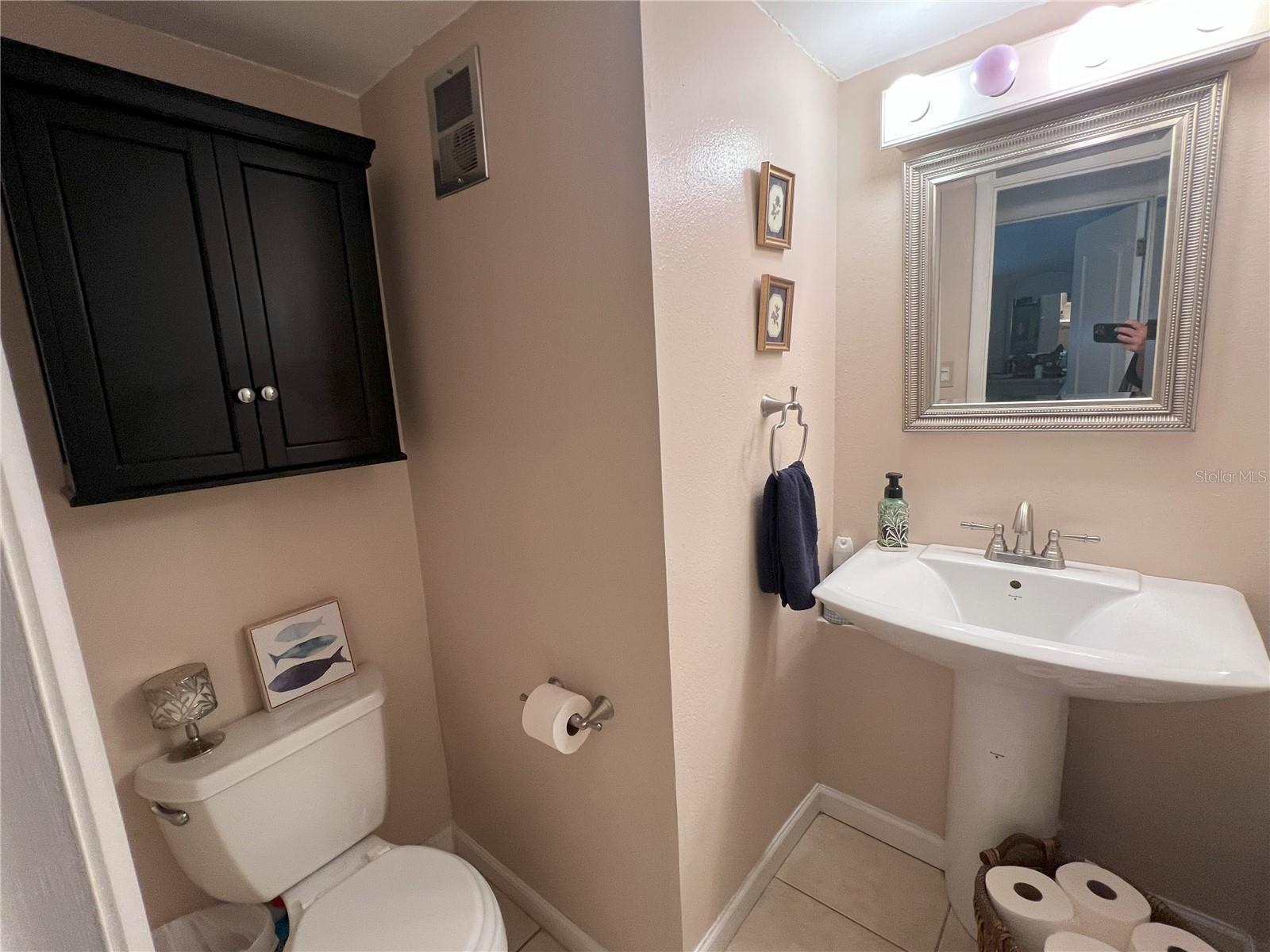 Image 18 of 21 For 679 Melanie Lane
