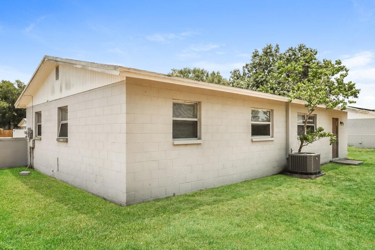 Image 17 of 17 For 8516 Gold Ridge Circle