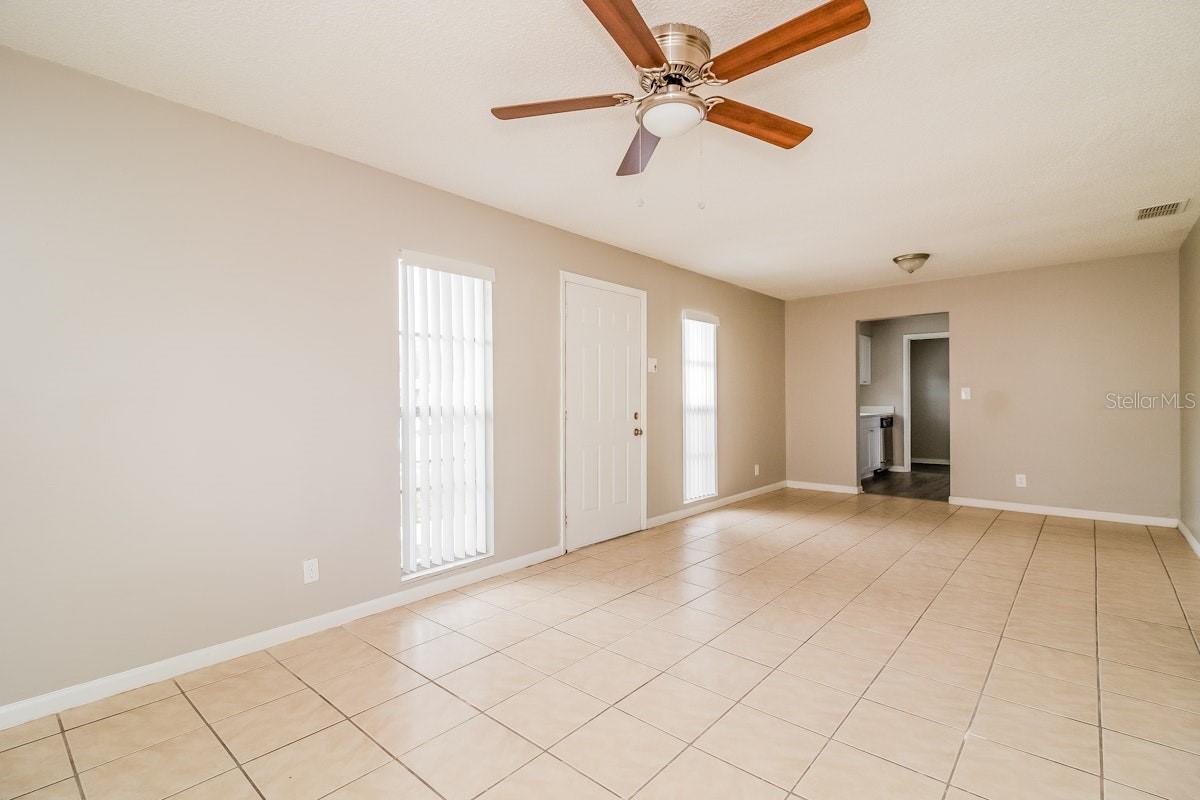 Image 4 of 17 For 8516 Gold Ridge Circle