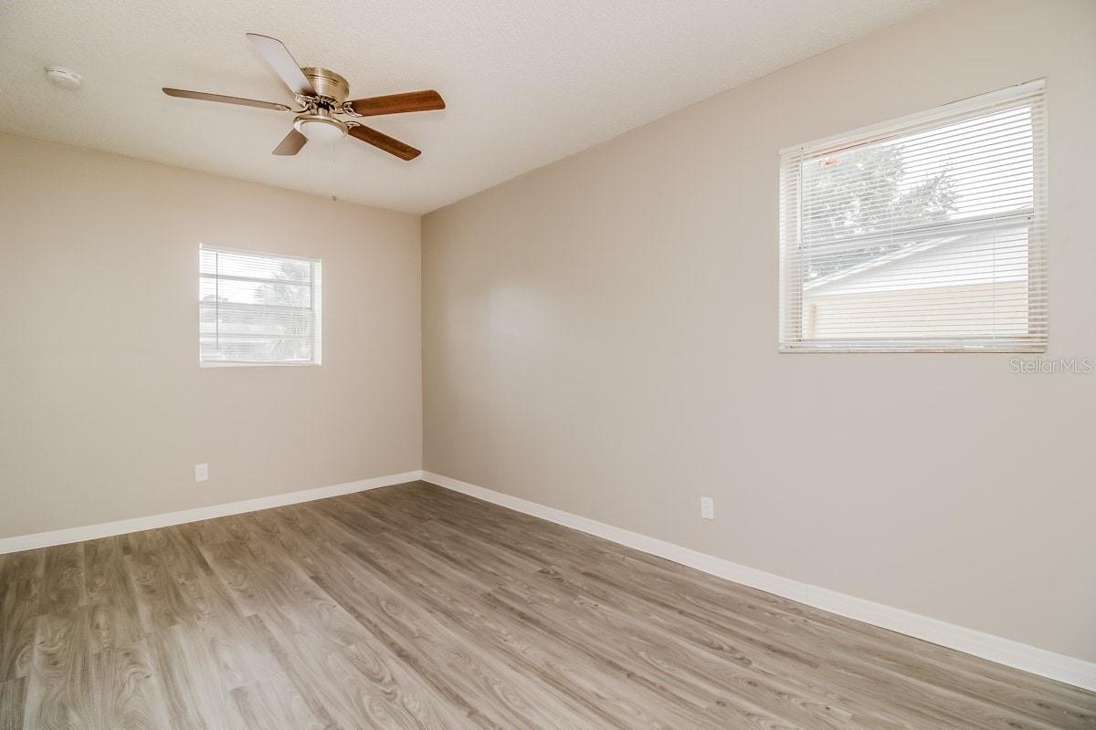Image 9 of 17 For 8516 Gold Ridge Circle