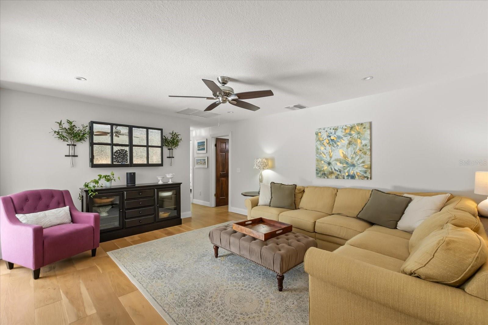Image 8 of 45 For 121 Partridge Circle