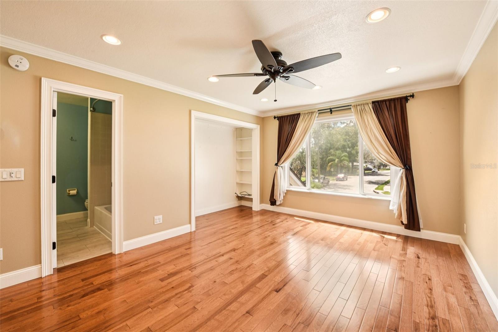 Image 25 of 40 For 848 Bucksaw Place