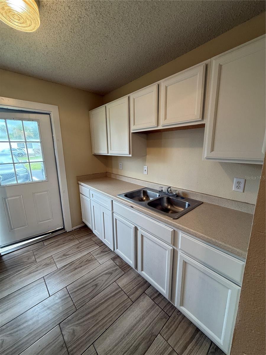 Image 13 of 17 For 2744 Botts Landing Road 603