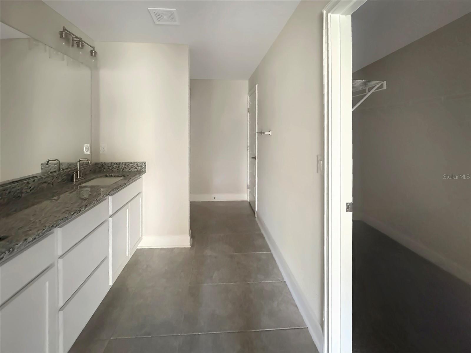 Image 9 of 11 For 4442 Sagefield Drive