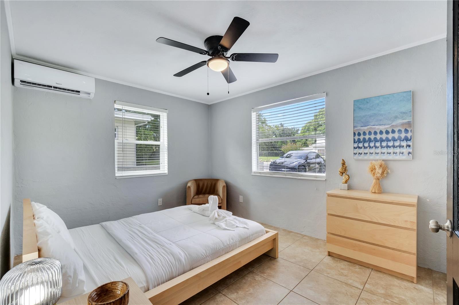 Image 19 of 22 For 415 Hyer Avenue A