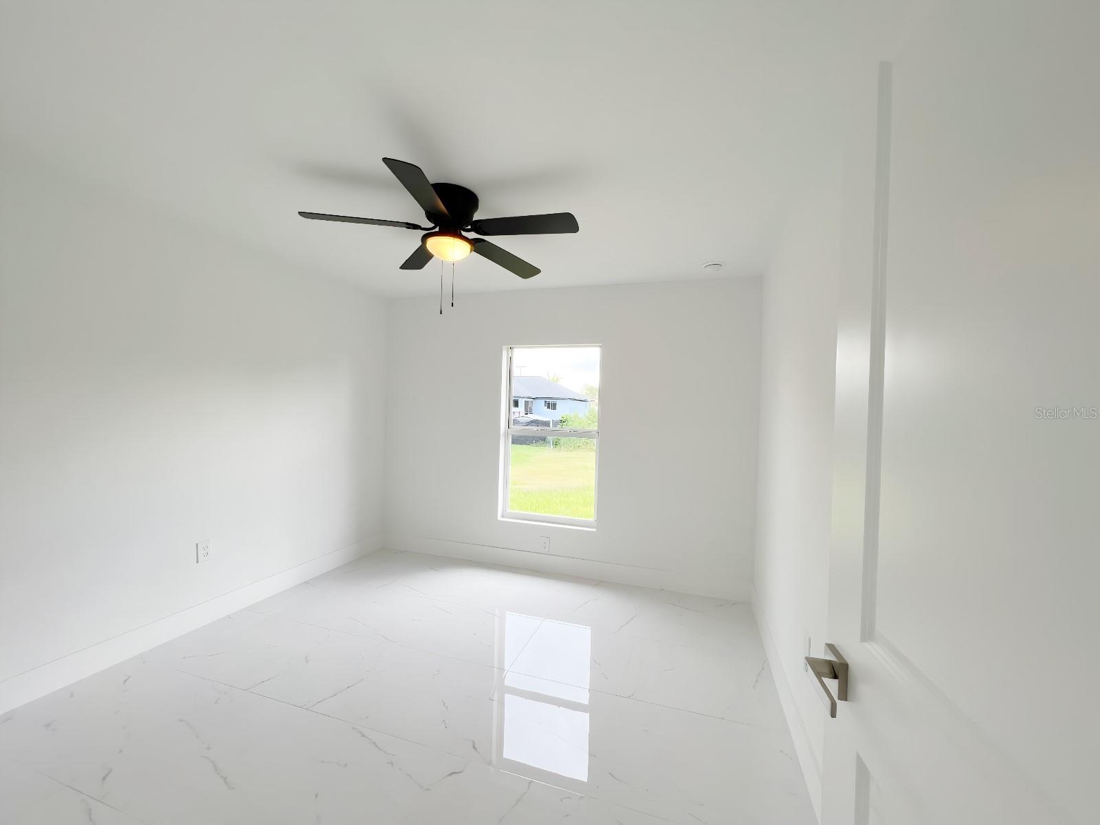 Image 10 of 14 For 2709 13th Street Sw