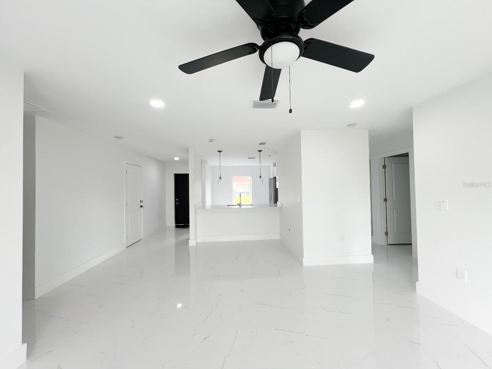 Image 5 of 14 For 2709 13th Street Sw