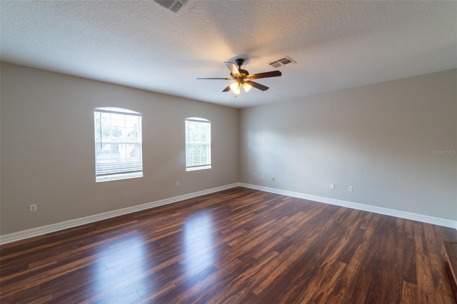 Image 15 of 44 For 13321 Moss Park Ridge Drive