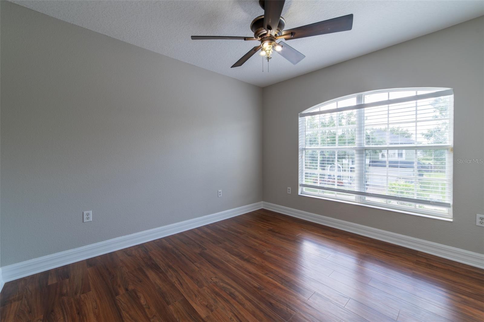 Image 17 of 44 For 13321 Moss Park Ridge Drive