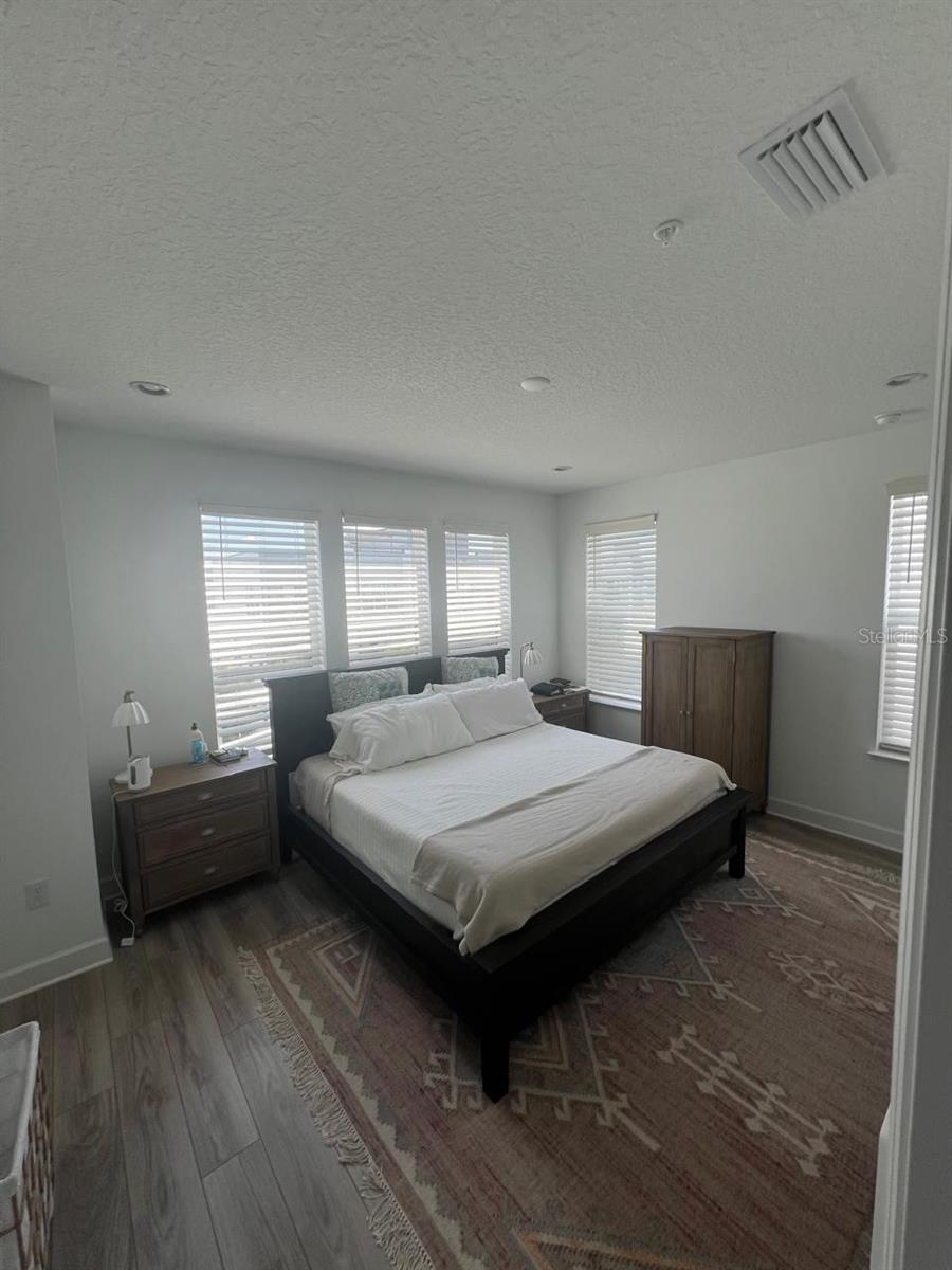 Image 11 of 23 For 2332 Brix Street