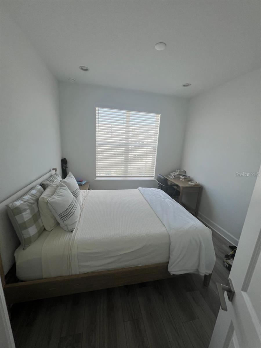 Image 14 of 23 For 2332 Brix Street