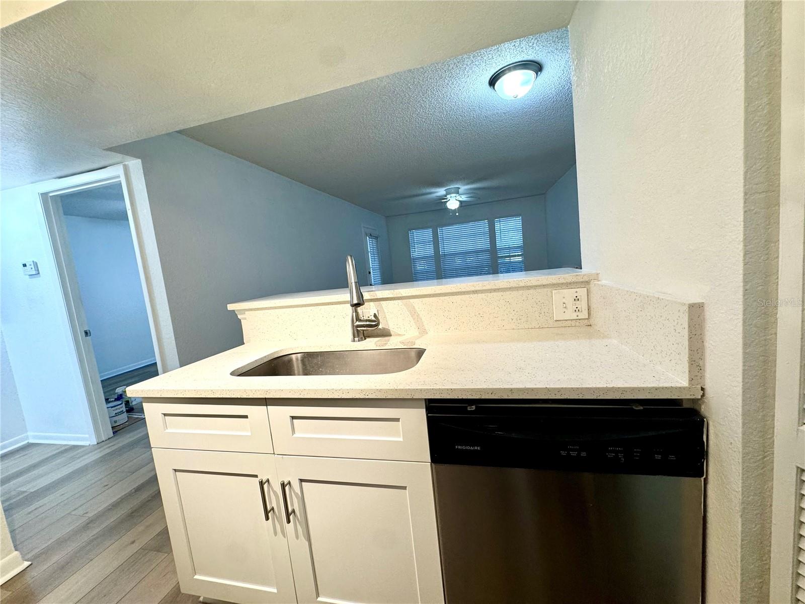 Image 8 of 16 For 11532 Westwood Boulevard 613