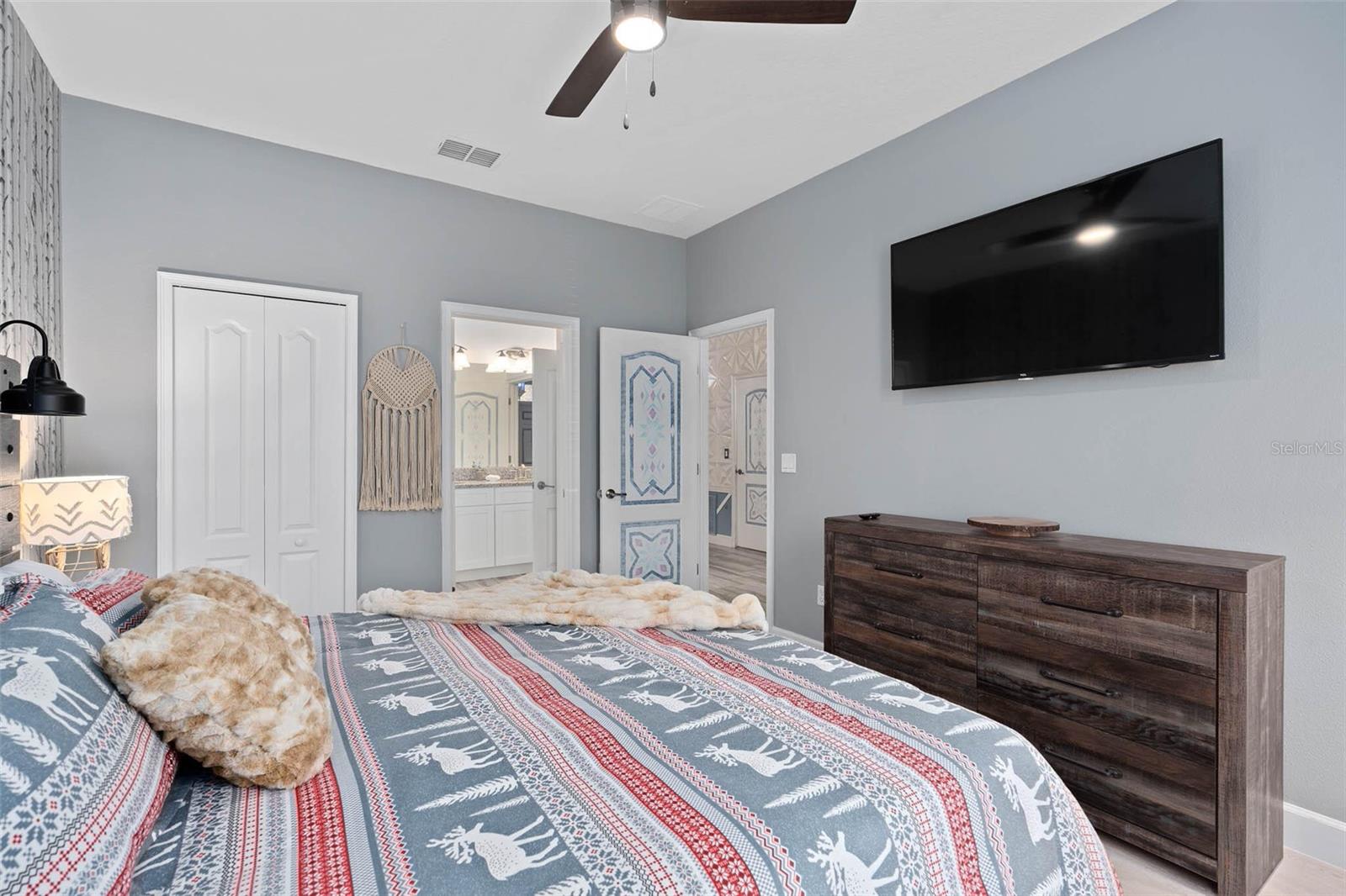 Image 15 of 61 For 1403 Moon Valley Drive
