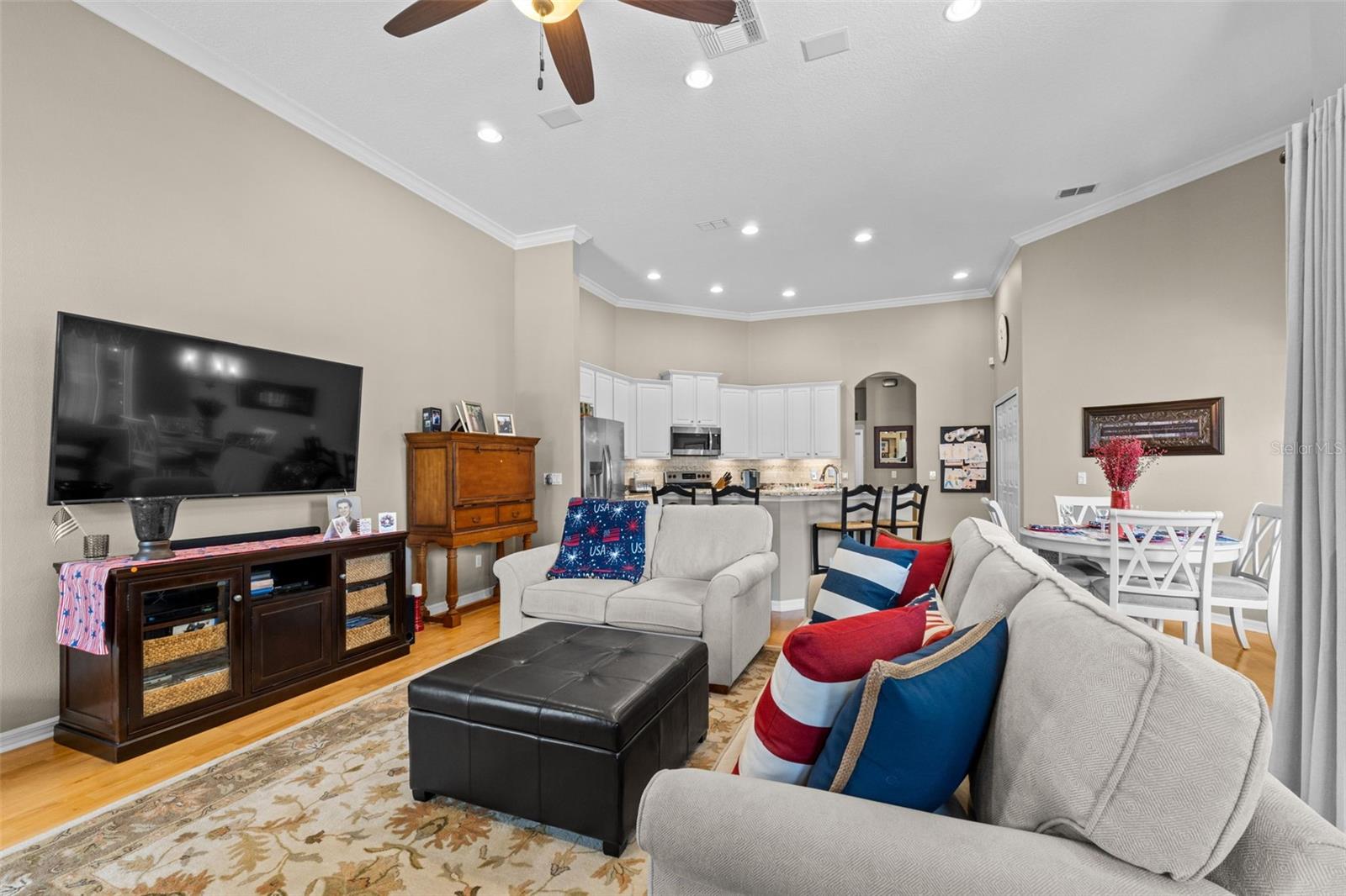 Image 37 of 86 For 13016 Islamorada Drive