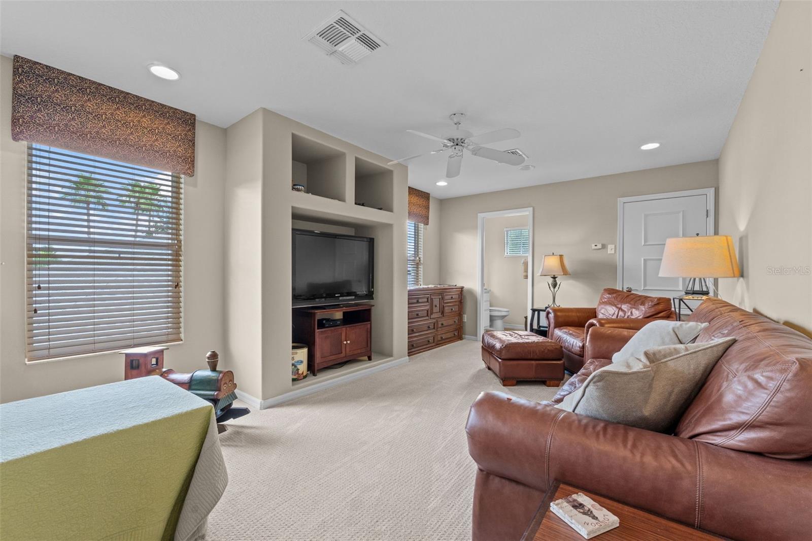 Image 38 of 86 For 13016 Islamorada Drive