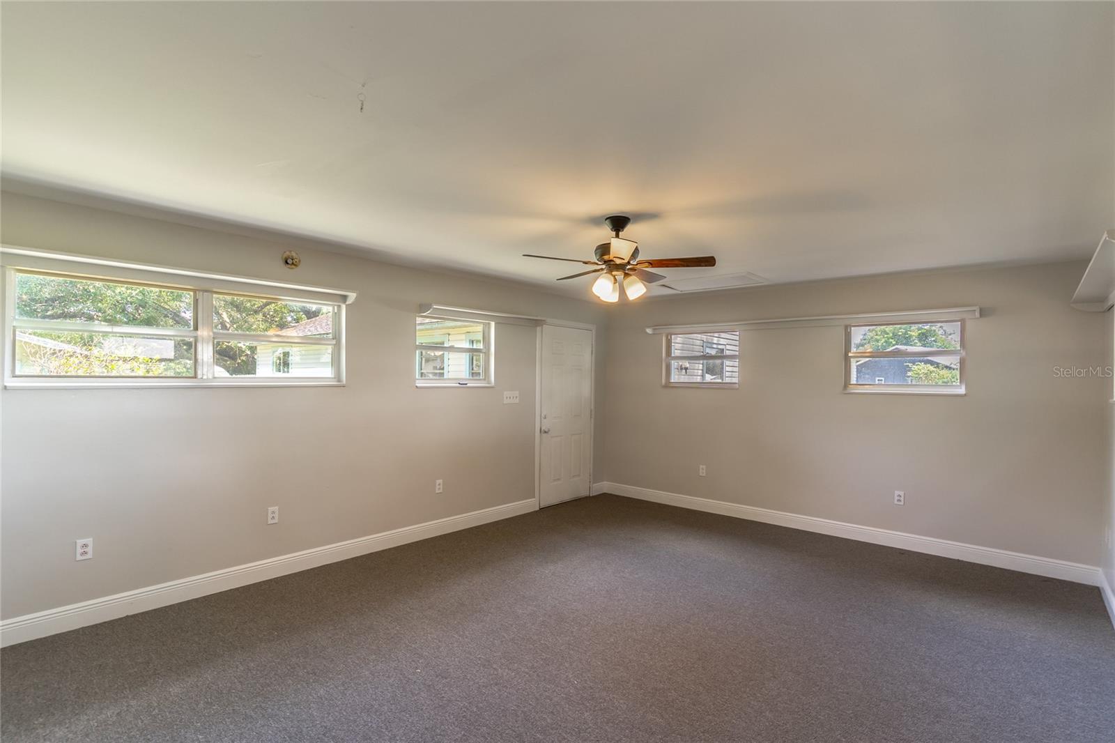 Image 31 of 40 For 4225 Vista Court