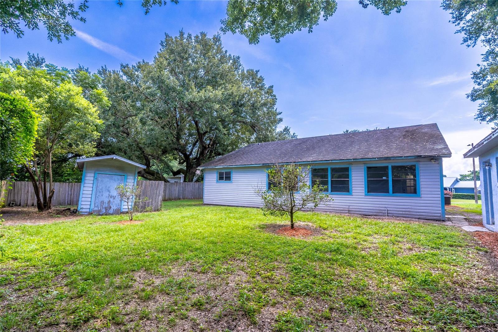 Image 33 of 40 For 4225 Vista Court