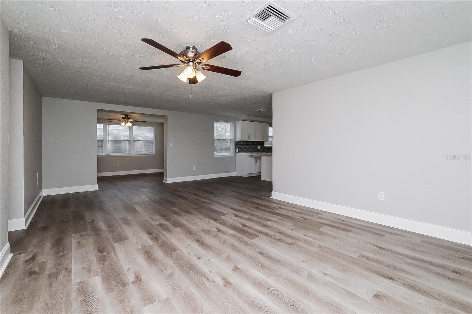 Listing photo id 0 for 6040 7th Avenue