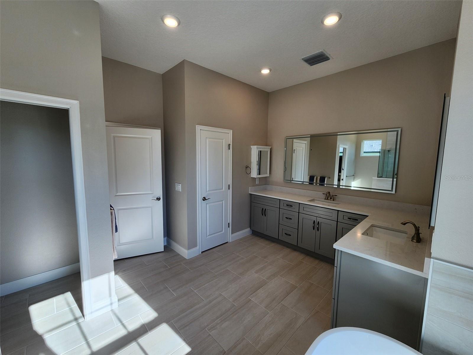 Image 12 of 37 For Lot 404 Oberly Parkway